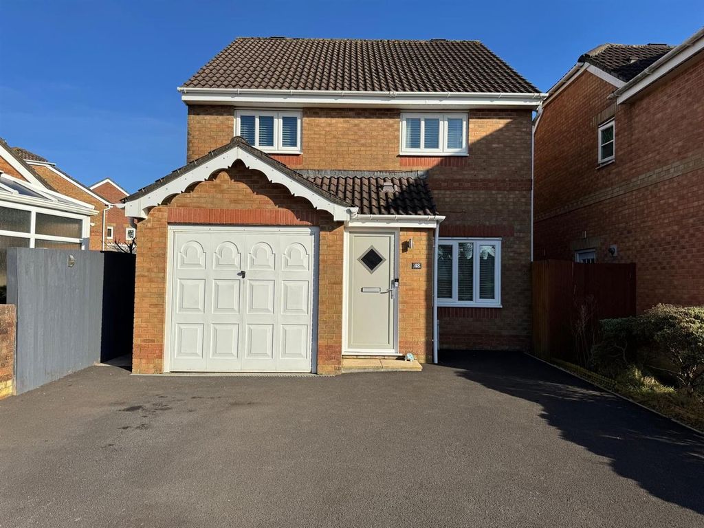 Property photo 1 of 31 7465Bdb7-5B7c-41B7-86Be-386F3Abedd5d.Jpg