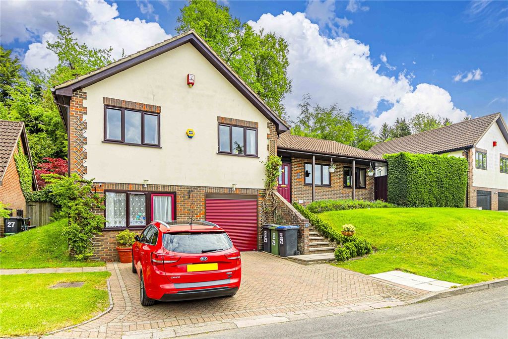 Property photo 1 of 31 Picture No. 29