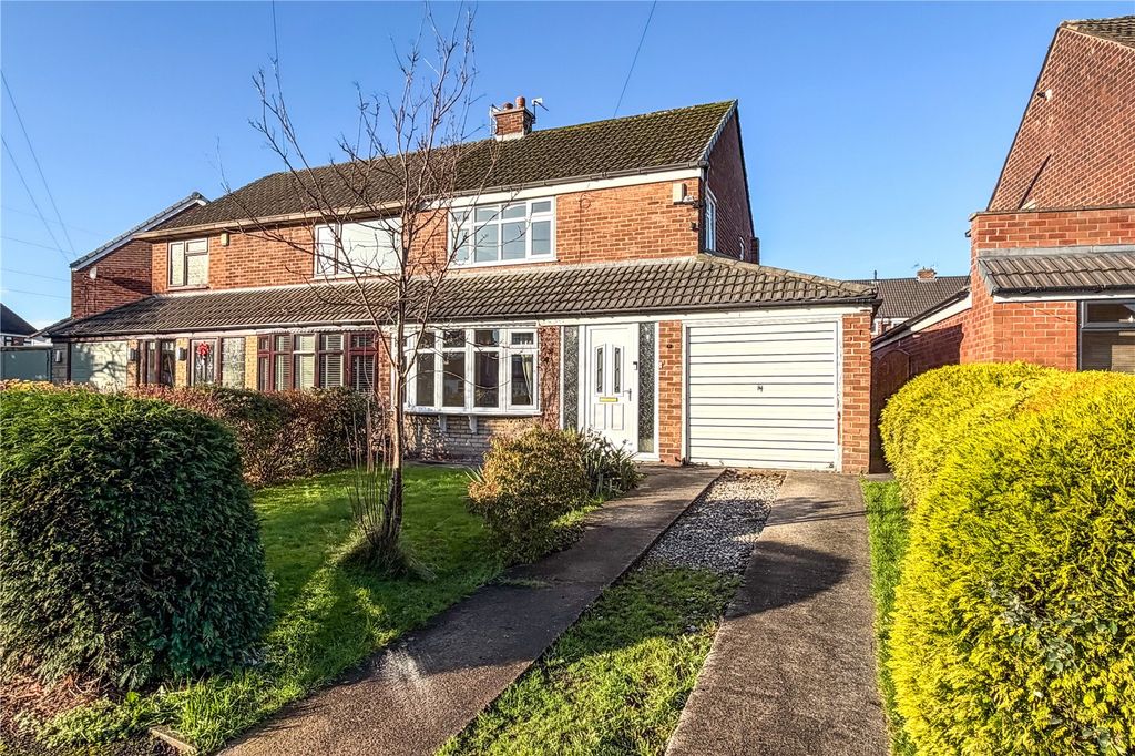 Property photo 1 of 20 External