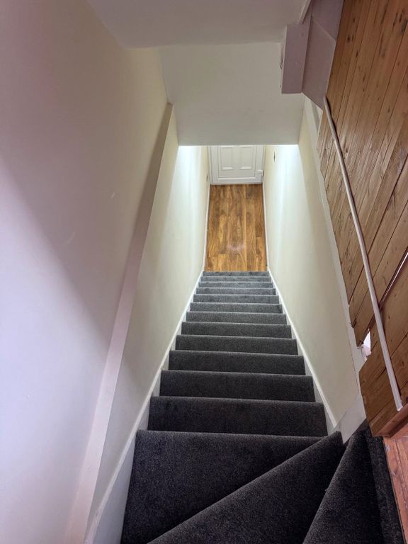 Property photo 2 of 12 Entrance