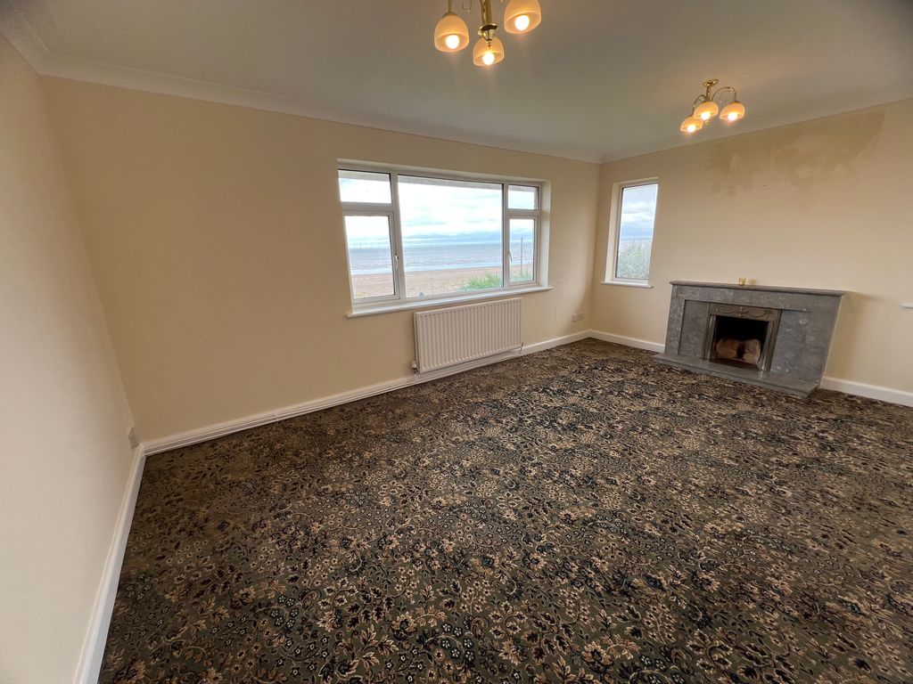 Property photo 2 of 5 Living Room