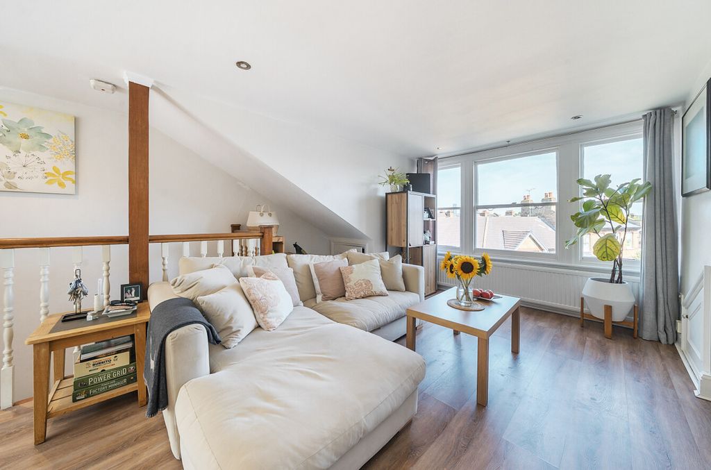 Property photo 3 of 14 1319364-18-68679E...