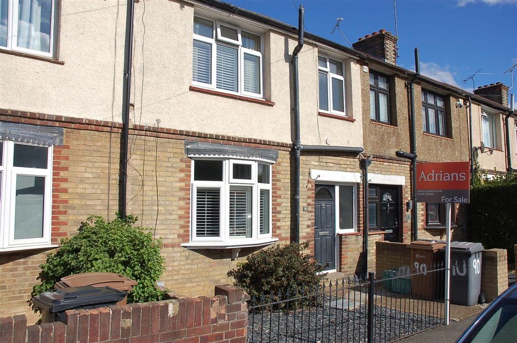 Property photo 3 of 19