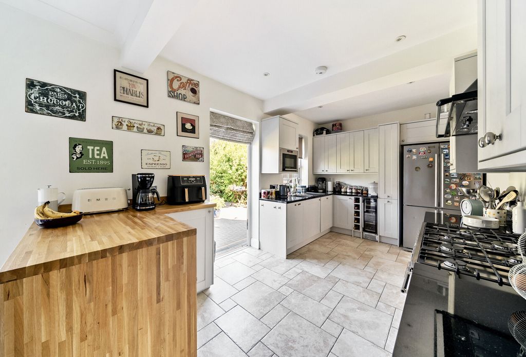 Property photo 1 of 17 1163872 (12).Jpg