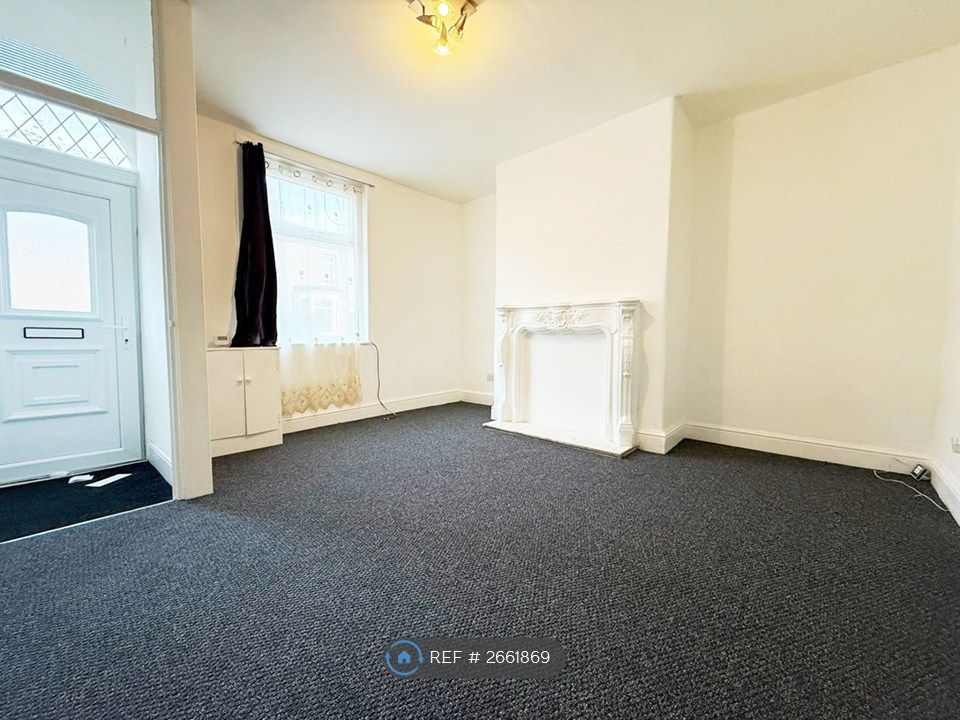 Property photo 3 of 8