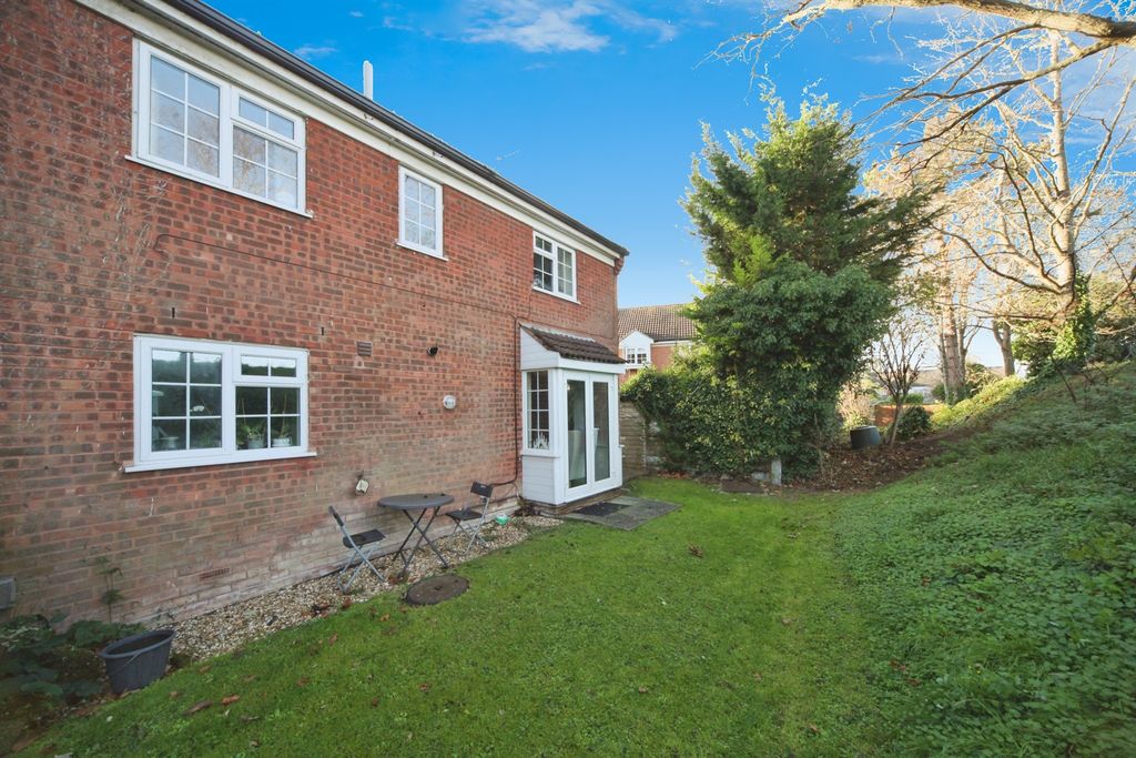 Property photo 3 of 11