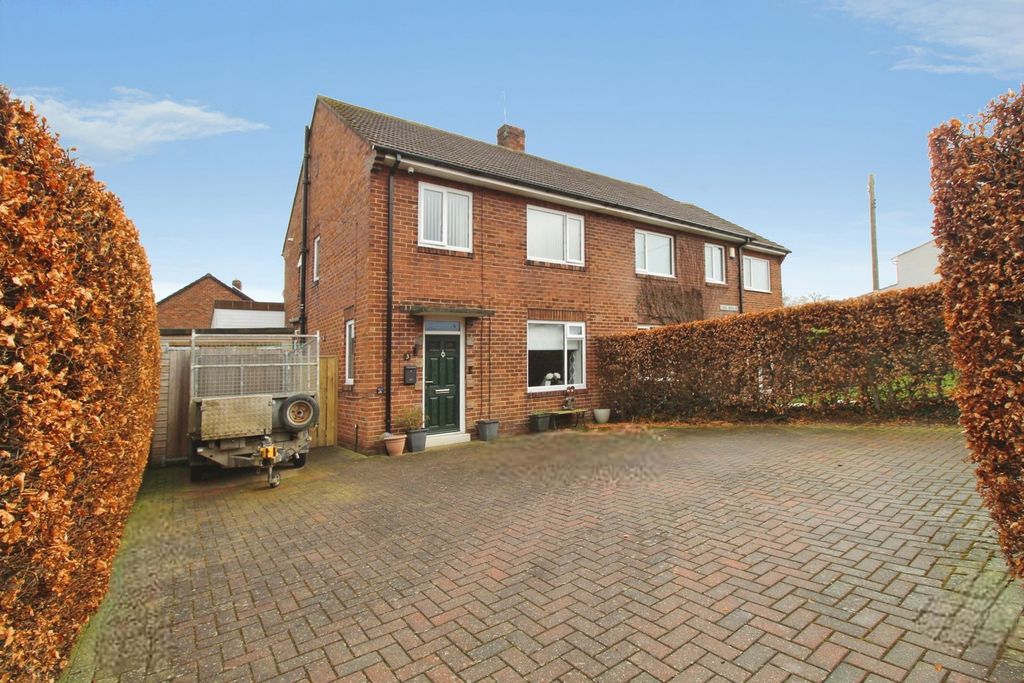 Property photo 1 of 24