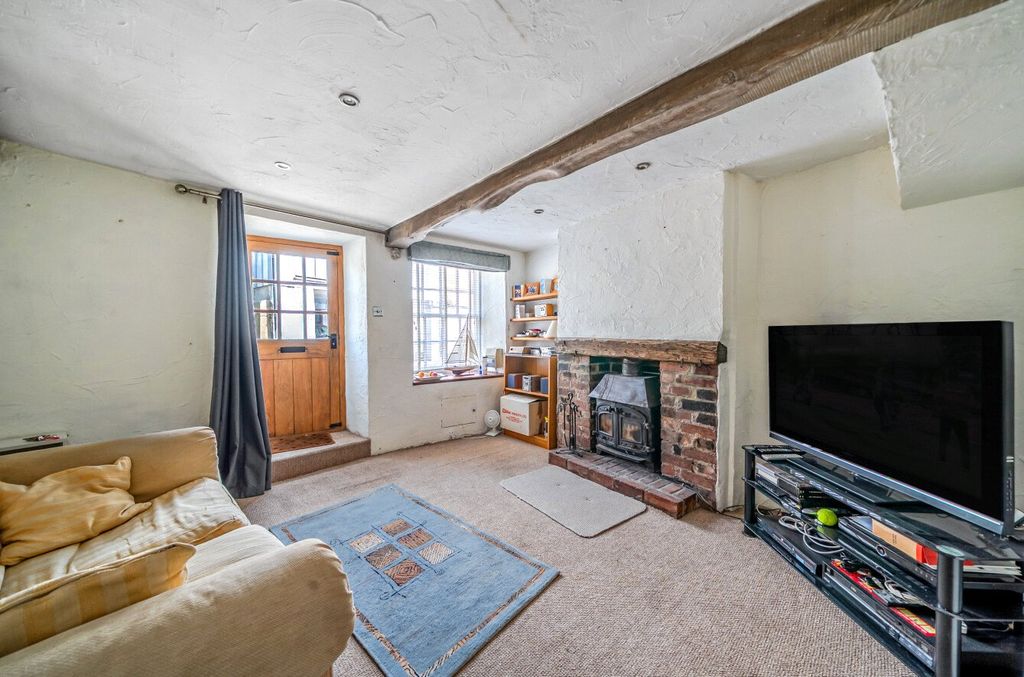 Property photo 2 of 9 Sitting Room