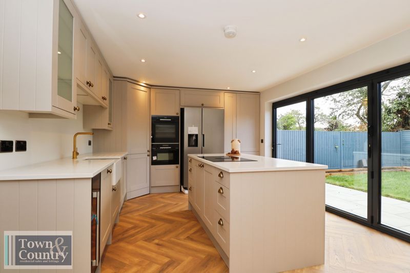 Property photo 2 of 26 Granville Way