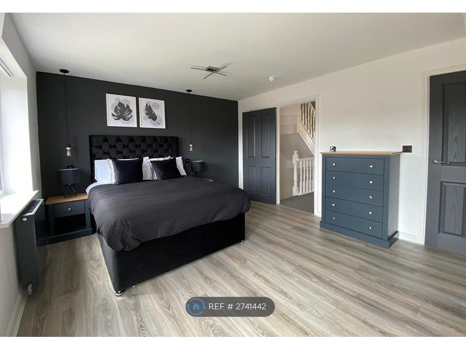 Property photo 1 of 25