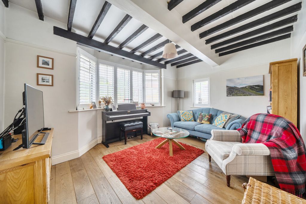 Property photo 3 of 11 1495310-19-6A5F91...