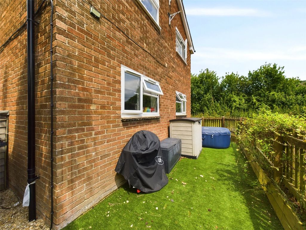 Property photo 3 of 12 Picture No. 20