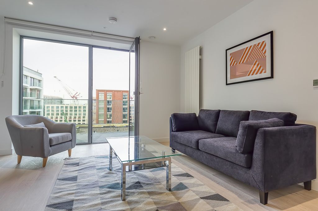 Property photo 2 of 18 (Main)