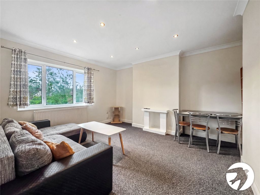 Property photo 2 of 10 Picture No. 04