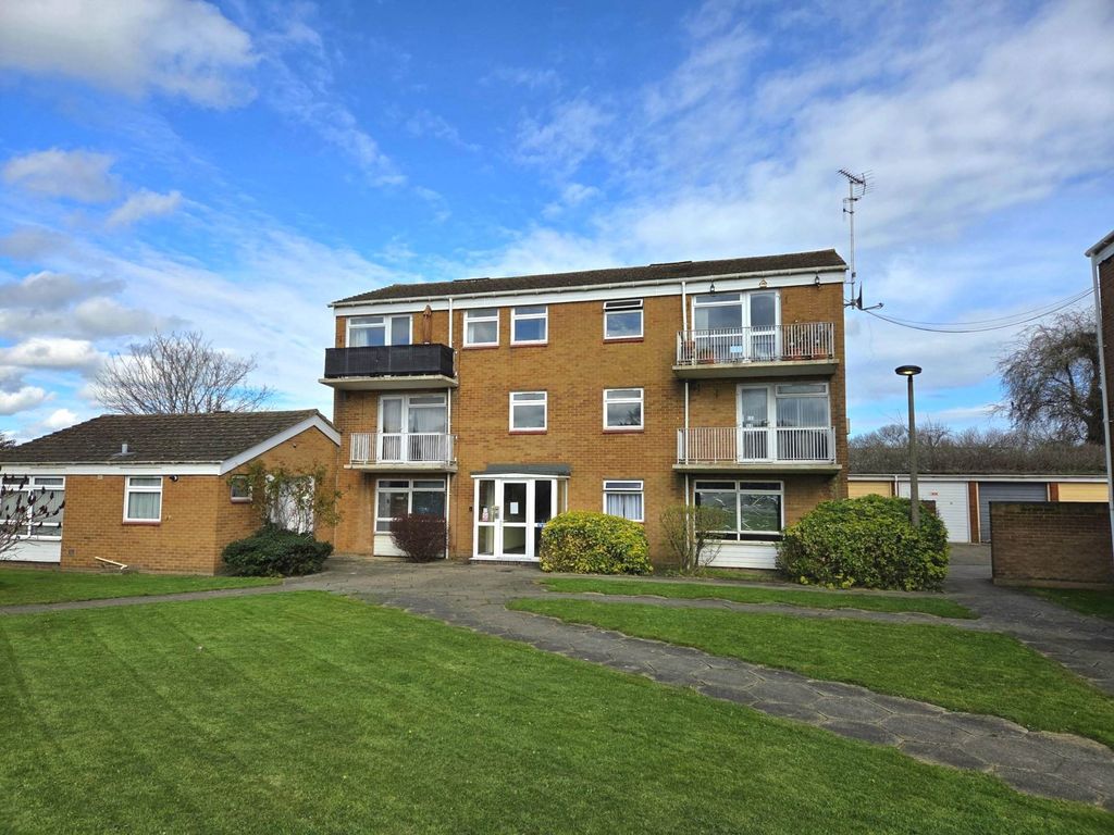 Property photo 1 of 9