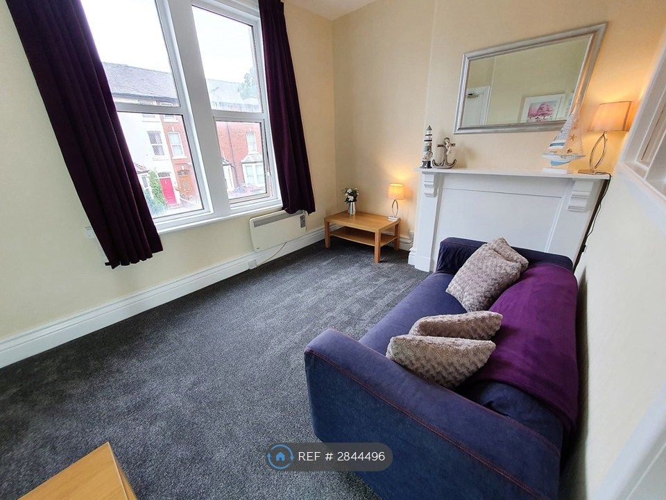 Property photo 2 of 9