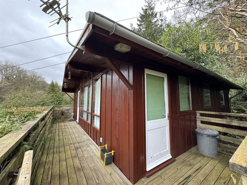 Property photo 2 of 17 Picture No. 02