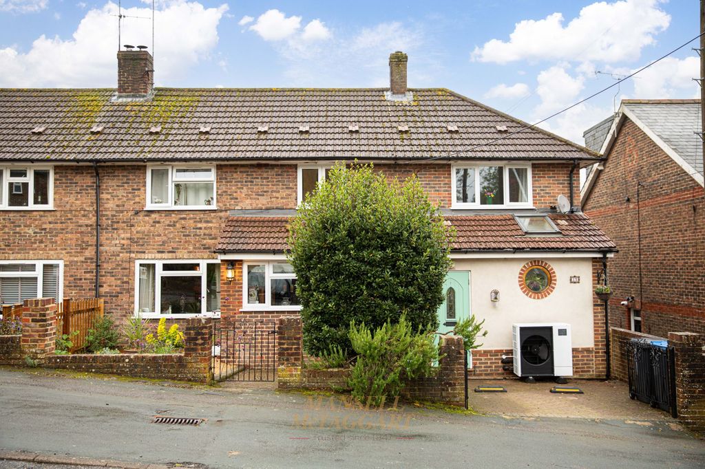 Property photo 1 of 24