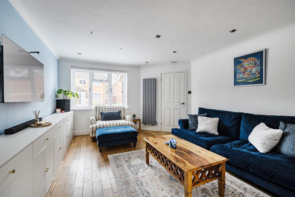 Property photo 2 of 19 1431743-10-69c65080c5739.Jpg