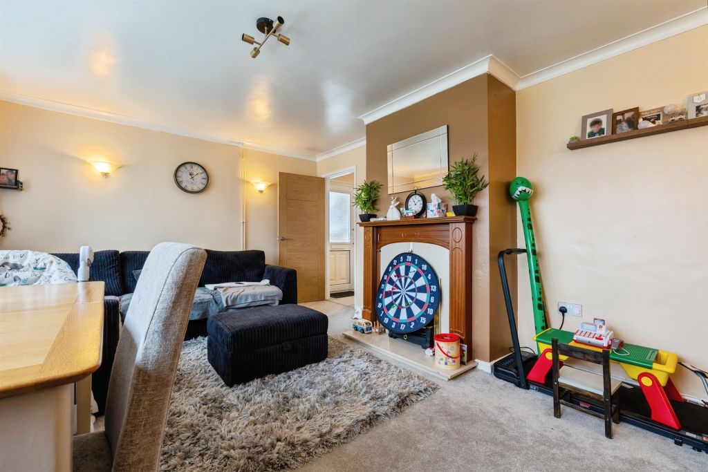 Property photo 3 of 14