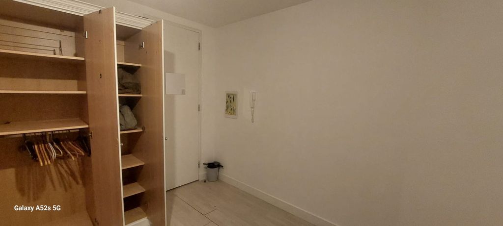 Property photo 2 of 3