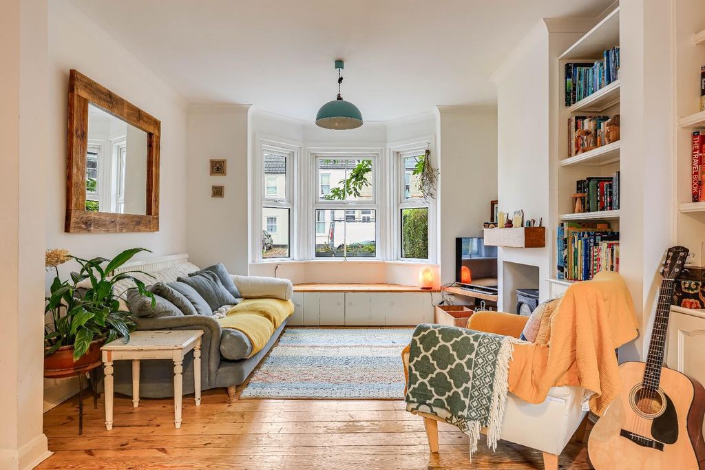 Property photo 2 of 21 Img (1).Jpg