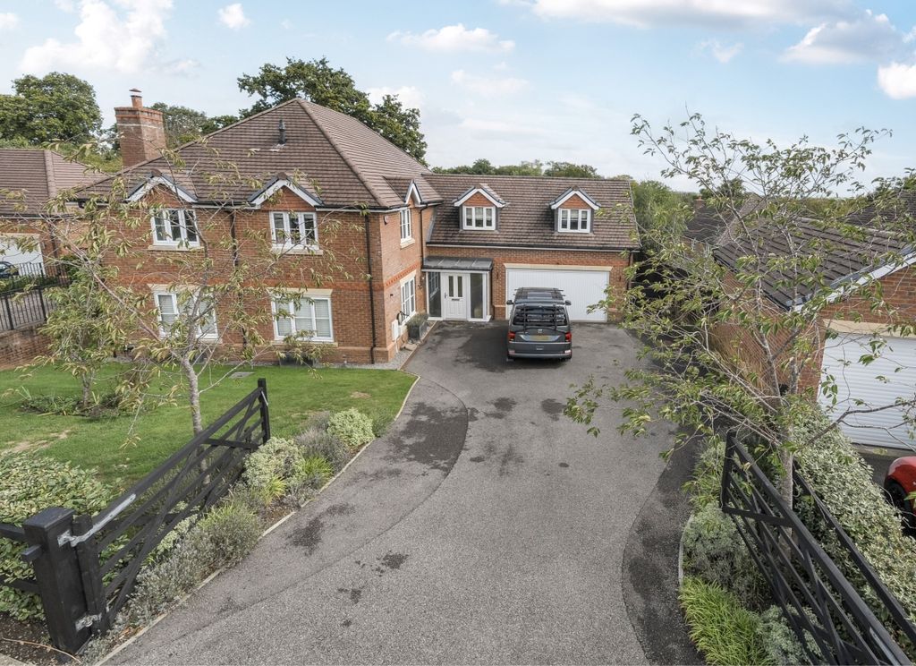 Property photo 1 of 14
