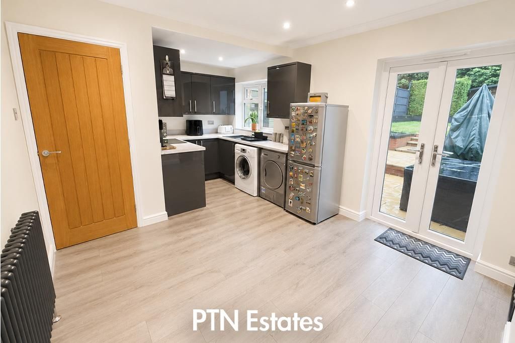 Property photo 3 of 14 Kitchen Diner
