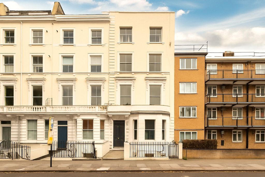 Property photo 2 of 15 Exterior