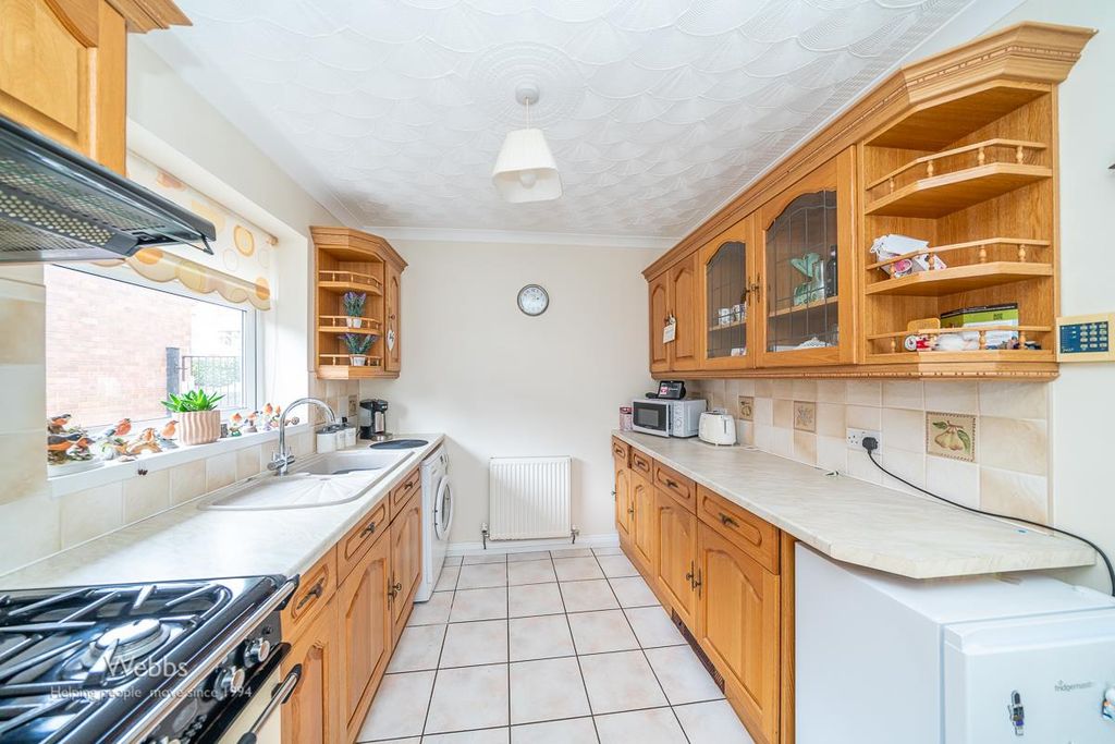 Property photo 2 of 18 Webbs  (13 Of 16).Jpg