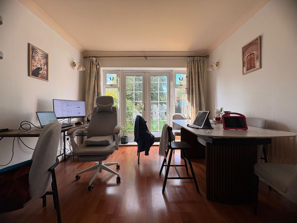 Property photo 2 of 16