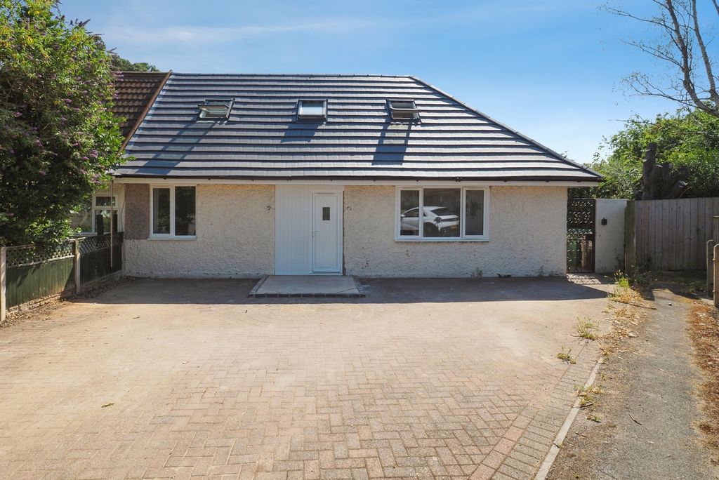 Property photo 1 of 16 Front