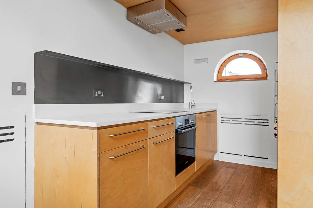 Property photo 2 of 26 Open Plan Living