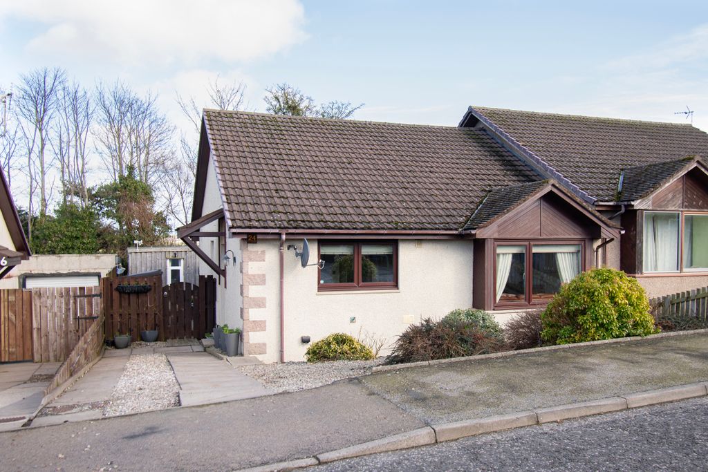 Property photo 1 of 39