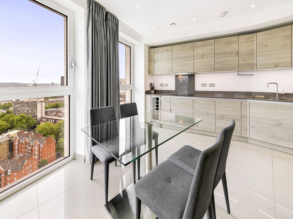Property photo 2 of 18 Conquest Tower