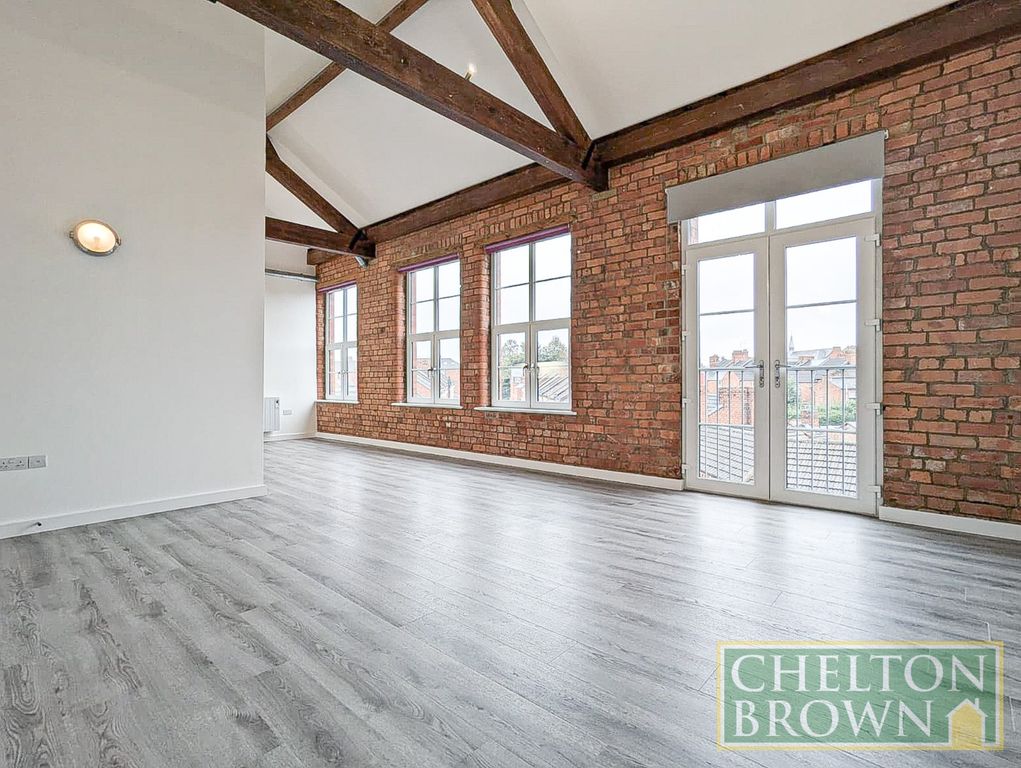 Property photo 3 of 16 Living Room