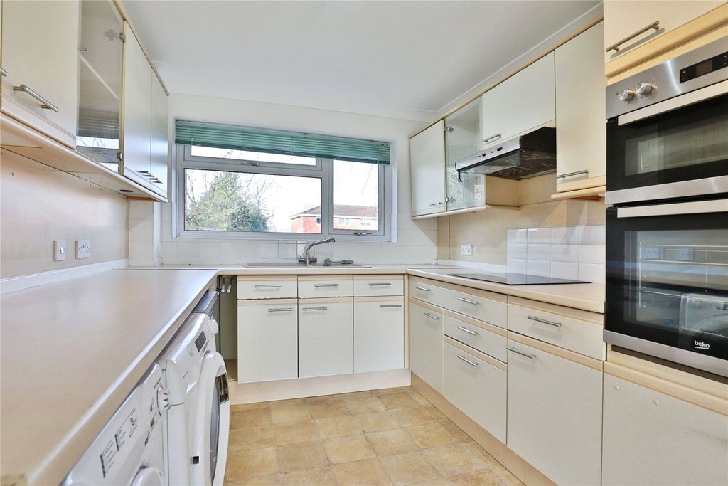 Property photo 3 of 15 Picture No. 16