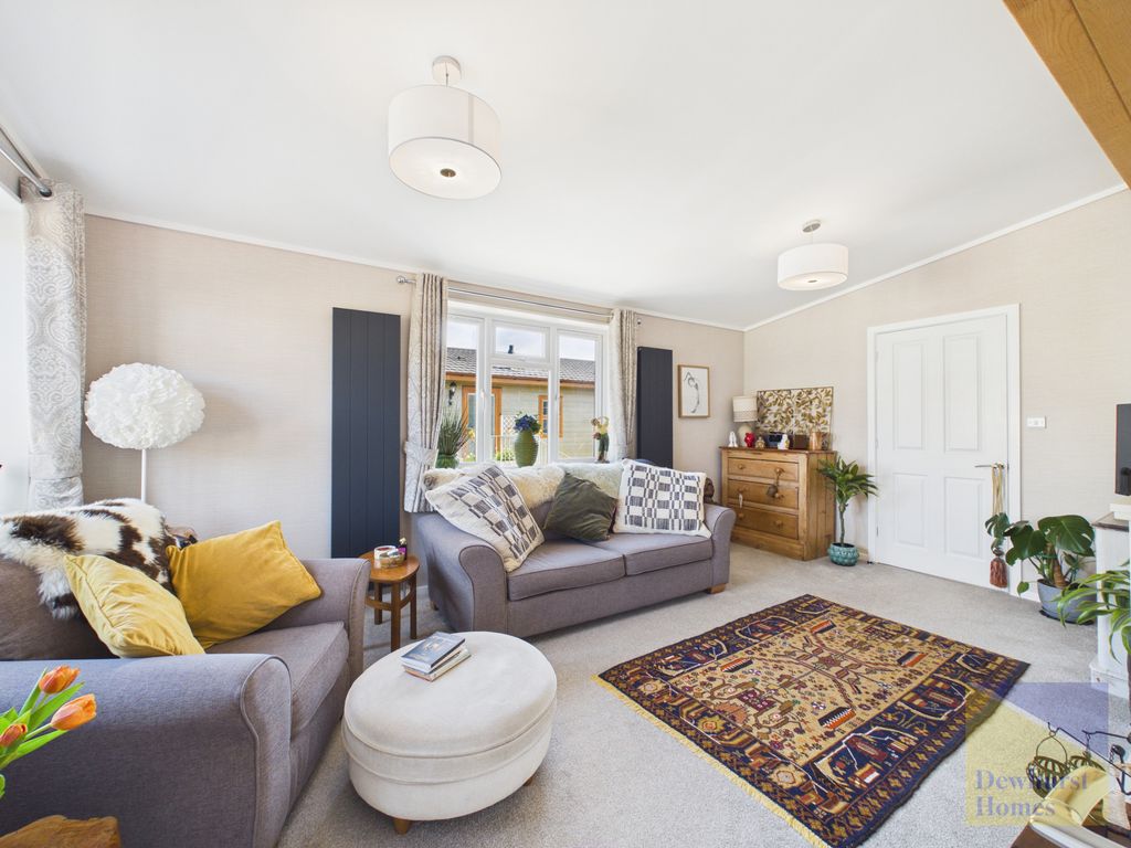 Property photo 3 of 26