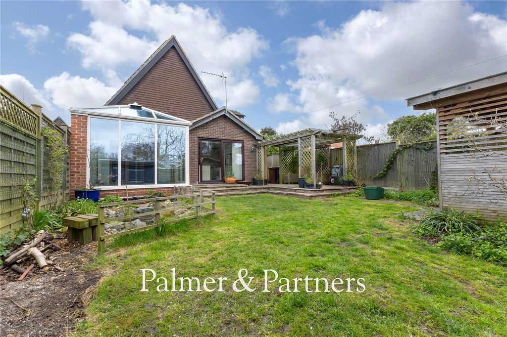 Property photo 2 of 30 Picture No. 05