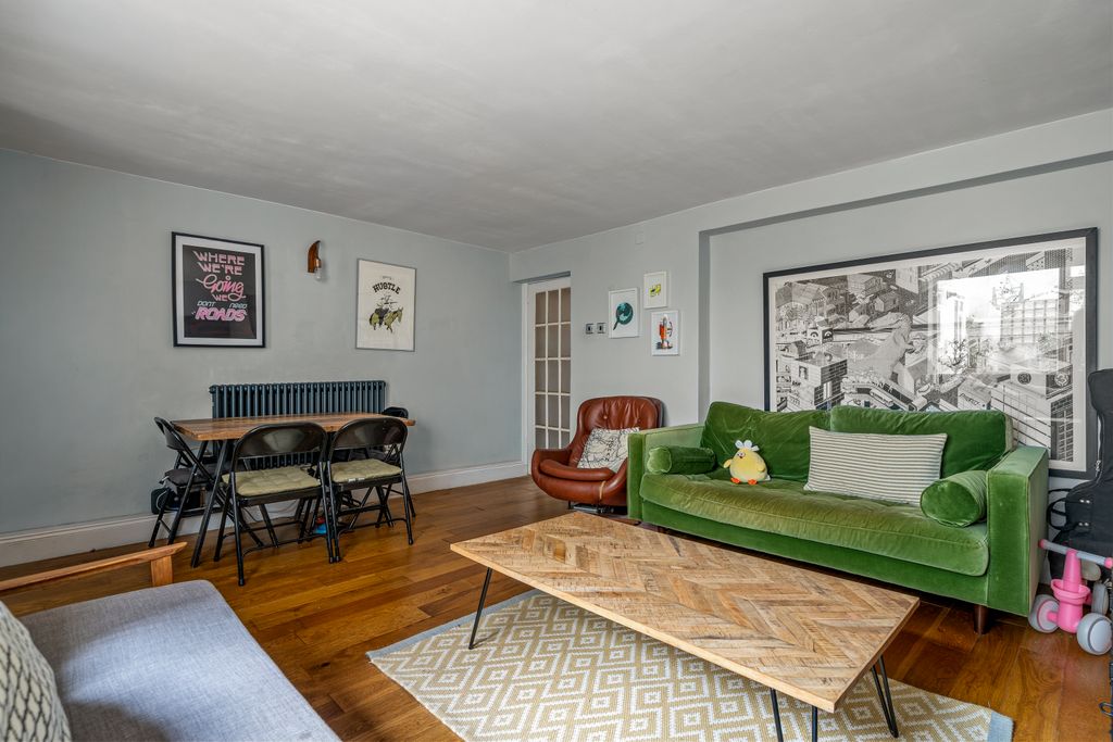 Property photo 1 of 24