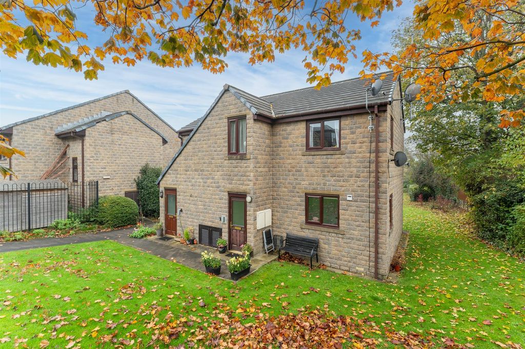 Additional image 19 of 2 bed flat for saleTealbeck Court, Tealbeck Approach, Otley LS21