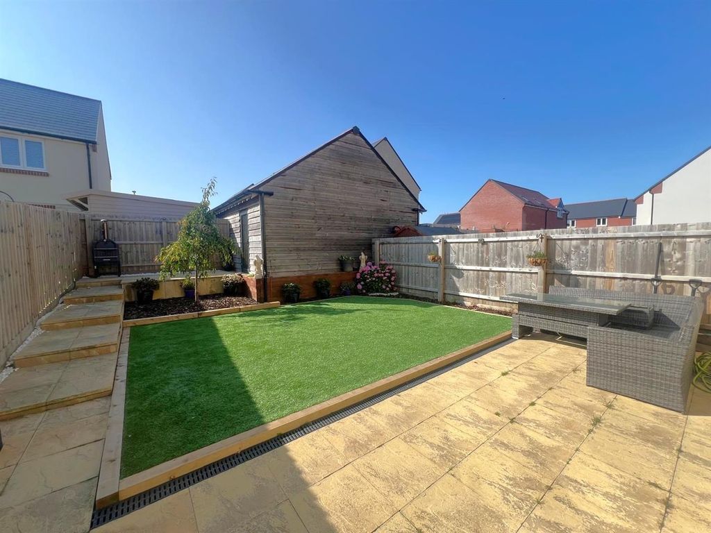 Property photo 2 of 12 Fc5c36c2-2016-4Bc2-9380-03B35Ab4Cb2B.Jpeg