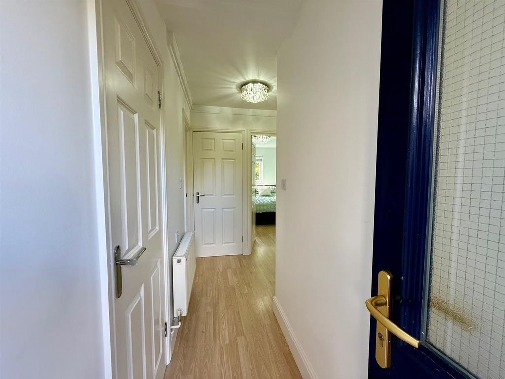 Property photo 2 of 10 11.Jpg
