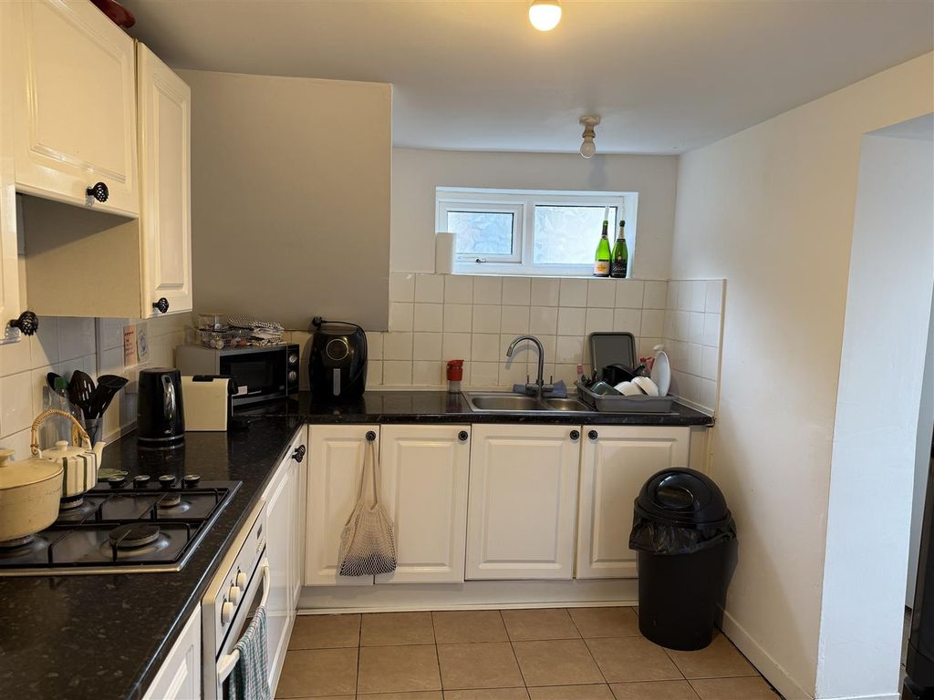 Property photo 1 of 12 Img_6384-1.Jpg