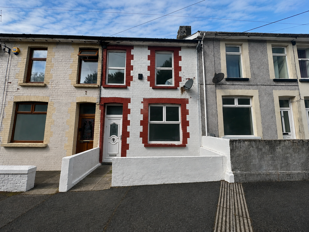 Property photo 1 of 9