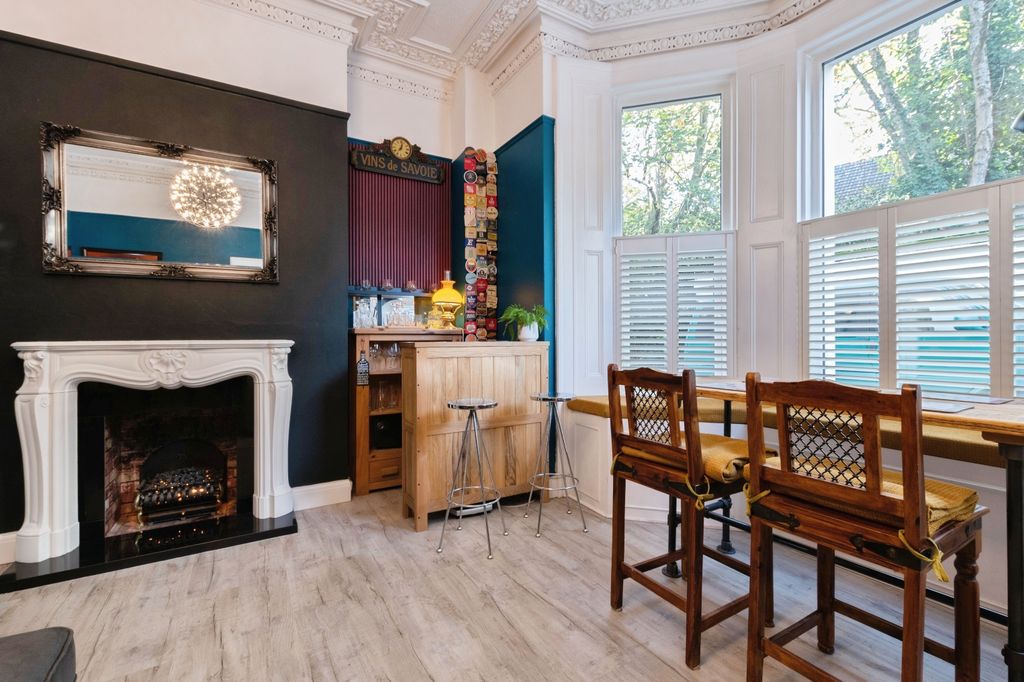 Property photo 3 of 20