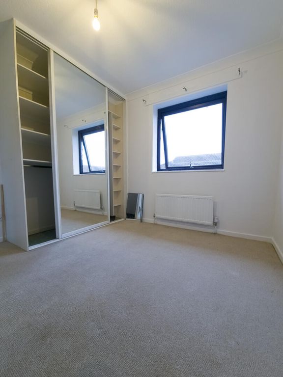 Property photo 3 of 7 Bedroom