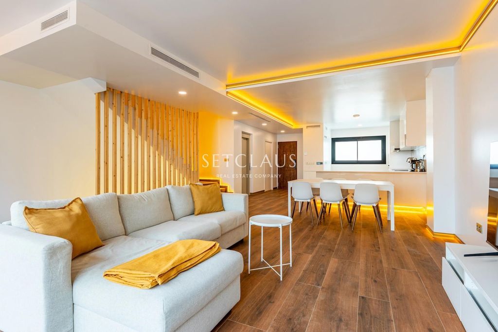 Property photo 1 of 50