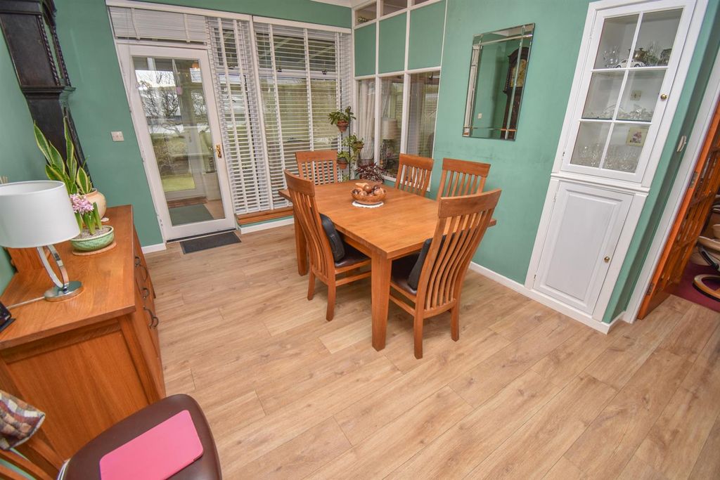 Property photo 3 of 34 Dining Room