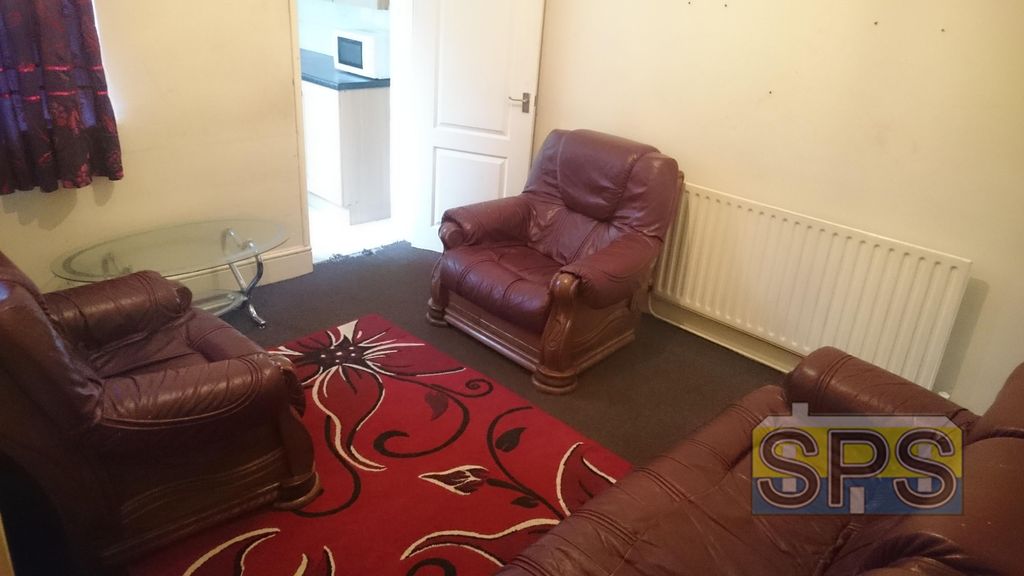 Property photo 3 of 6